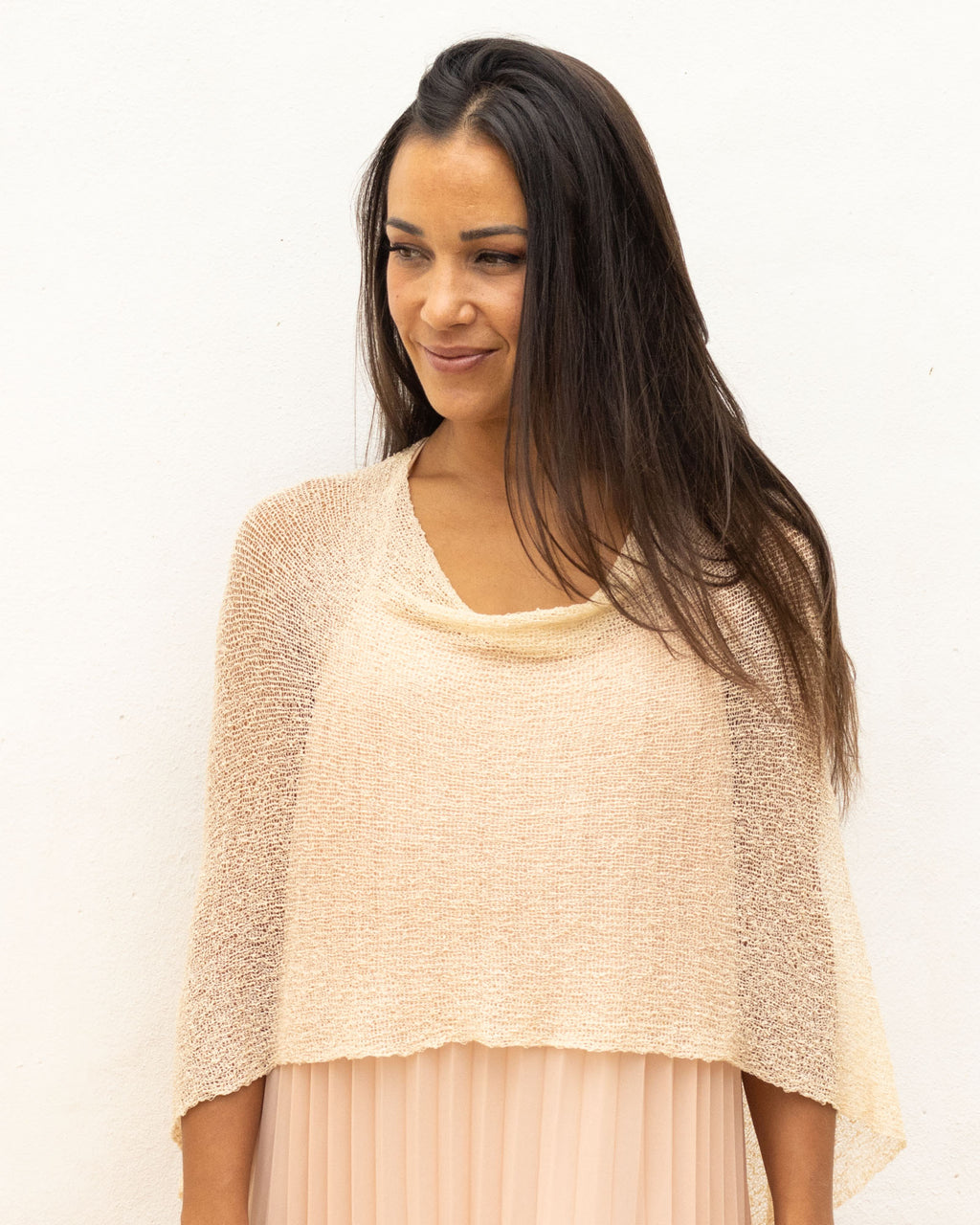 Ponchito versátil crema