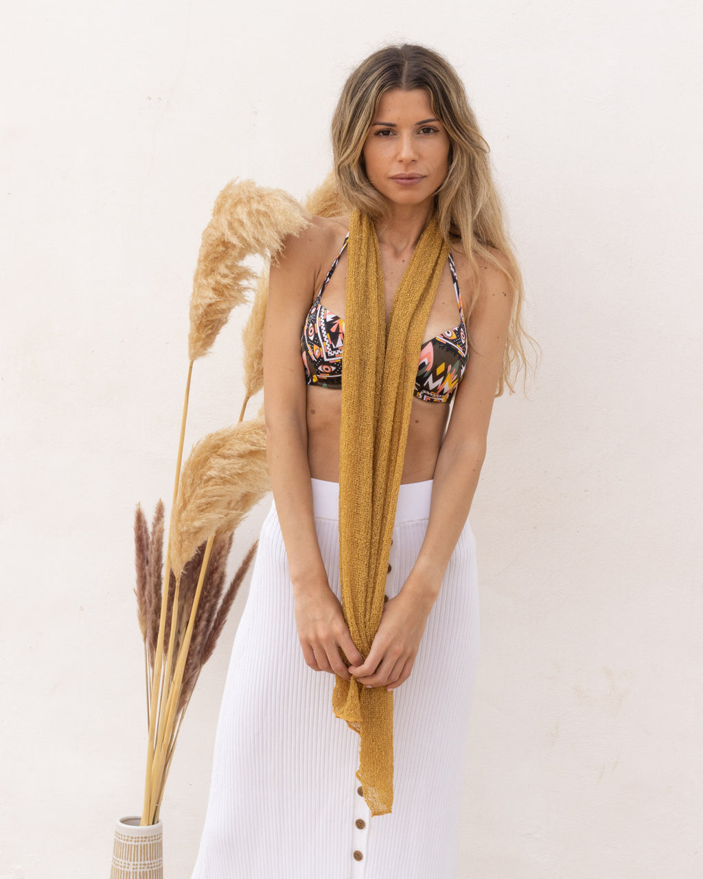 Ponchito versátil dorado